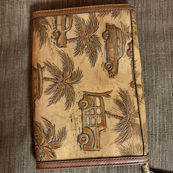 Brahmin Copa Cabana oversized clutch - Picture 2 of 6